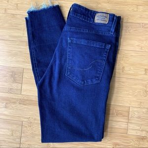 Levi's Mid-Rise Skinny Denim Jeans Dark Wash